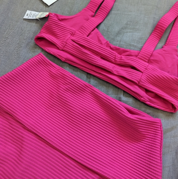 L*Space Jess Desi Bikini Set Bougainvillea - Picture 5 of 13